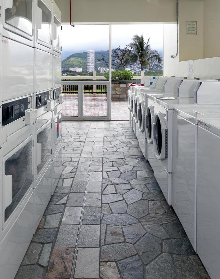Beautifully Upgraded Studio Close To Waikiki Beach Appartement Honolulu Buitenkant foto